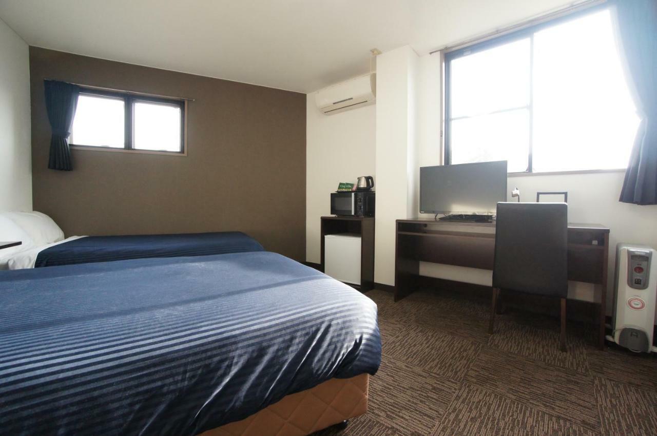 Hotel Livemax Budget Gunma Numata Numata  Екстер'єр фото